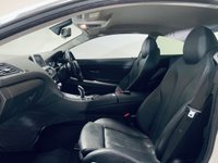 USED 2014 64 BMW 6 SERIES 3.0 640d SE Coupe 2dr Diesel Auto Euro 5 (s/s) (313 ps) Mineral Pearl White | Black Leather Interior | Black 20 Inch Wheels | Privacy Glass | Sports Seats