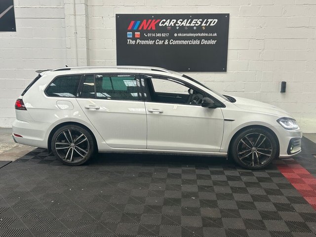 2017 Volkswagen Golf - Photo 3