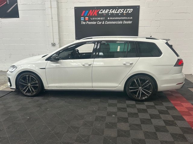 2017 Volkswagen Golf - Photo 4