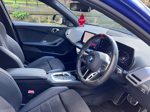 2025 BMW 1 Series - Photo 2