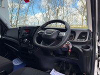 USED 2022 22 IVECO DAILY 2.3D HPI 14V 35S 4100 LWB H2 Euro 6 (s/s) 5dr 1 OWNER! NEW CAMBELT! AIR CON!