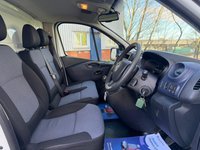 USED 2017 17 VAUXHALL VIVARO 1.6 CDTi 2700 L1 H1 Euro 6 5dr 36K MILES! ROOF RACK! STUNNING