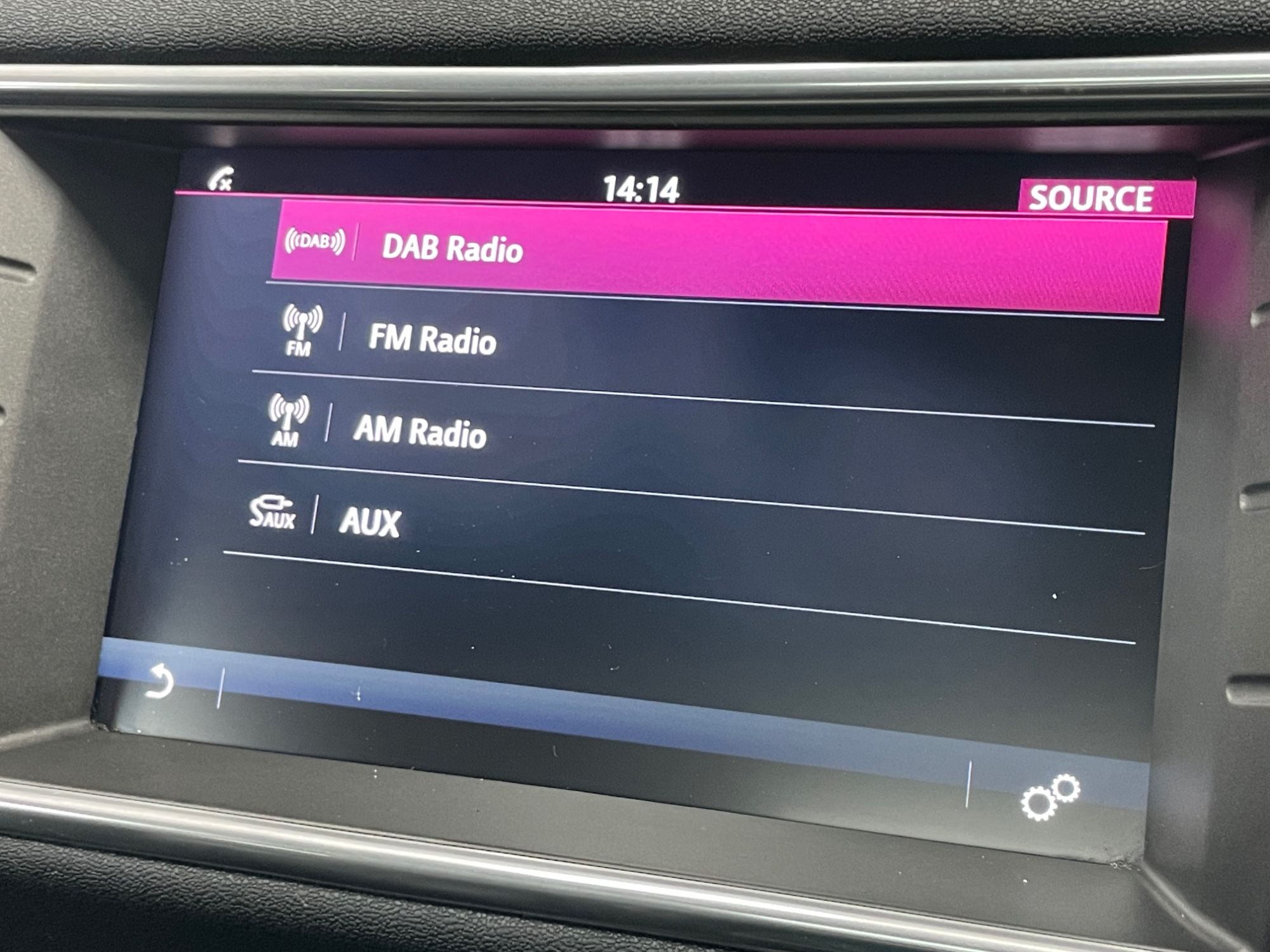USED 2018 68 LAND ROVER RANGE ROVER EVOQUE 2.0 TD4 Landmark SUV 5dr Diesel Auto 4WD Euro 6 (s/s) (180 ps) 