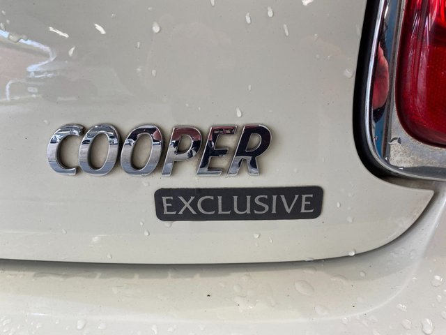 2020 MINI Hatch 1.5L Cooper Exclusive 5dr - Photo 11