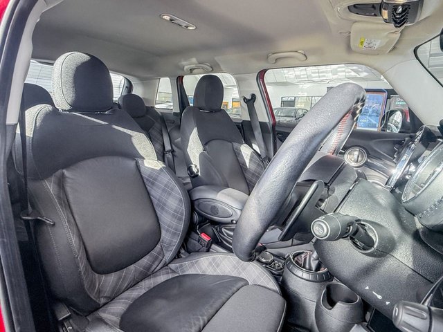 2016 MINI Hatch 2L Cooper S 5dr - Photo 4
