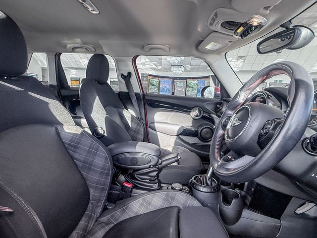 2016 MINI Hatch 2L Cooper S 5dr - Photo 12