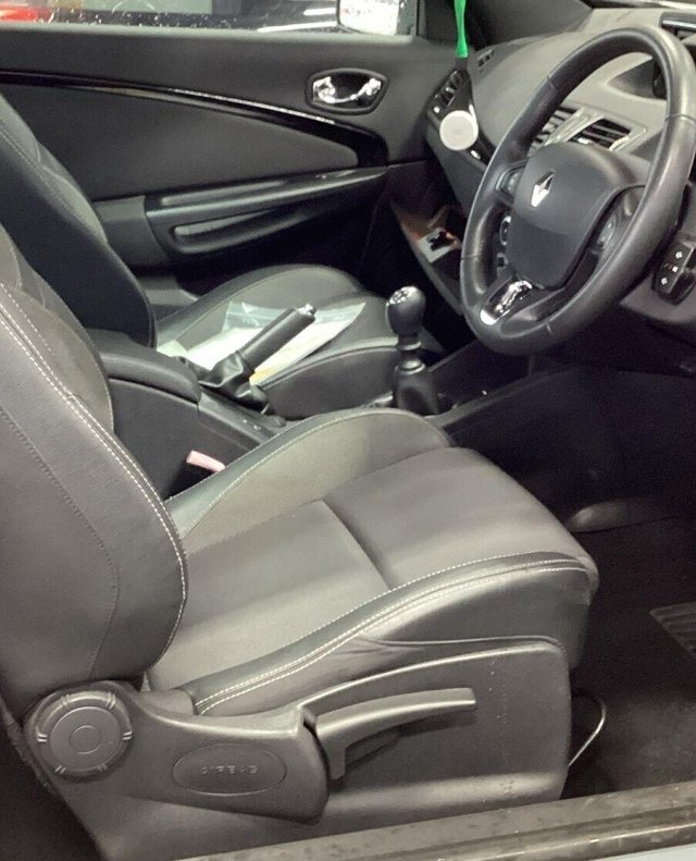 2013 Renault Megane - Photo 7