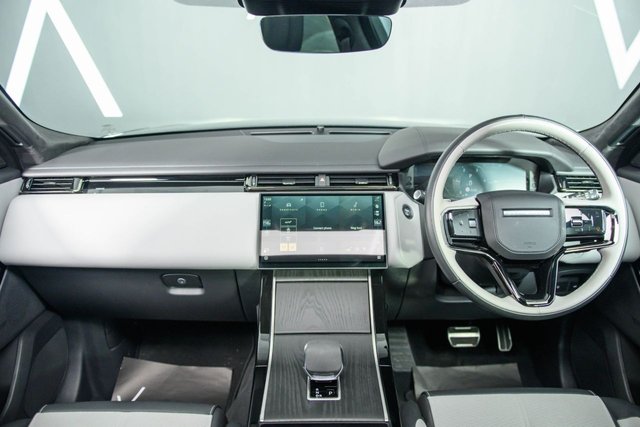 2025 Land Rover RANGE ROVER VELAR - Photo 2