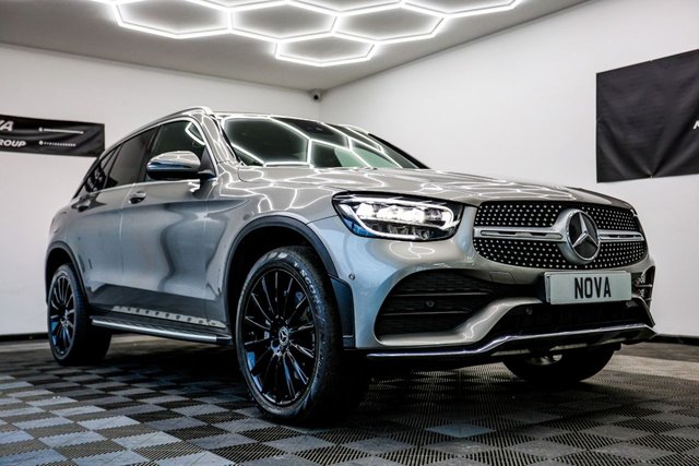 2021 Mercedes-Benz Glc 2L Amg Line 5dr - Photo 3
