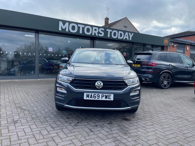 2019 VOLKSWAGEN T-ROC 1.6 TDI SE SUV 5dr Diesel Manual Euro 6 (s/s) (115 ps) - Photo 9