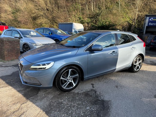2016 VOLVO V40 2016/66 2.0 D2 Inscription Hatchback 5dr Diesel Manual Euro 6 (s/s) (120 ps), 1 Owner from new, Only 43000 Miles - Photo 10