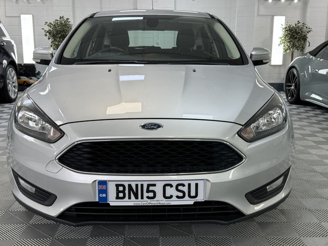 2015 FORD FOCUS 2015 1.6 TDCi Zetec Hatchback 5dr Diesel Manual Euro 5 (s/s) (115 ps) - Photo 5