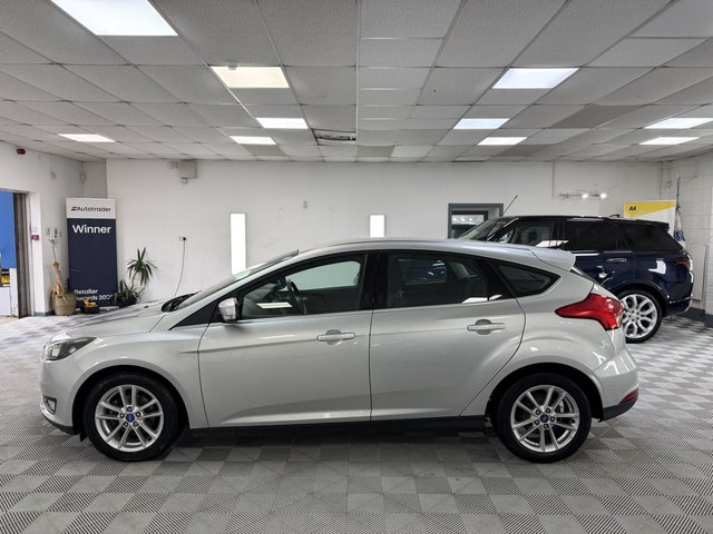 2015 FORD FOCUS 2015 1.6 TDCi Zetec Hatchback 5dr Diesel Manual Euro 5 (s/s) (115 ps) - Photo 7