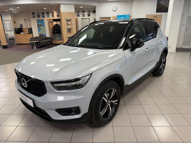 2021 Volvo Xc40 1.5L R-Design 5dr - Photo 3
