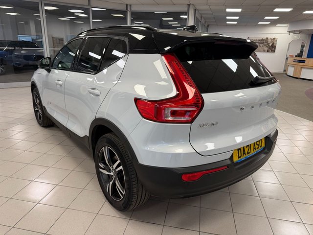 2021 Volvo Xc40 1.5L R-Design 5dr - Photo 5
