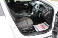 USED 2017 17 VAUXHALL INSIGNIA 1.6 CDTi SRi VX Line 2017,19*Alloys,Bluetooth,DAB,Cruise,64mpg,�&pound;35 Tax,Ulez Compliant 19*Diamond Cut Alloys,Bluetooth,DAB,Cruise Control,Air Con,&pound;35 Road Tax