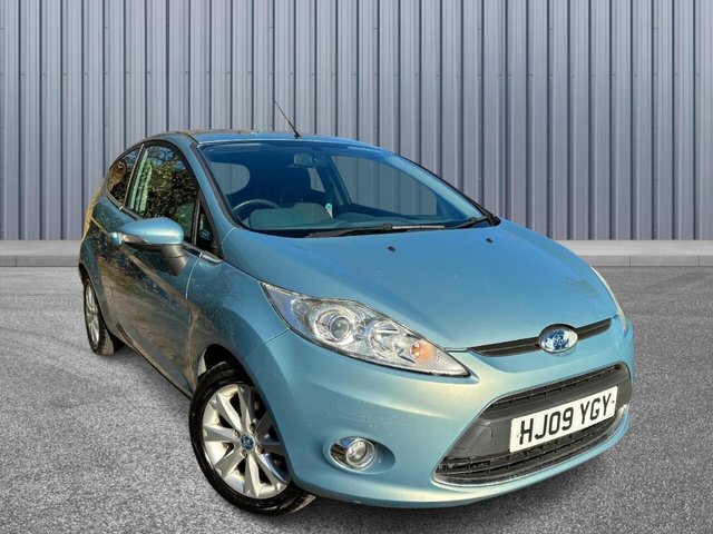 2009 FORD FIESTA
