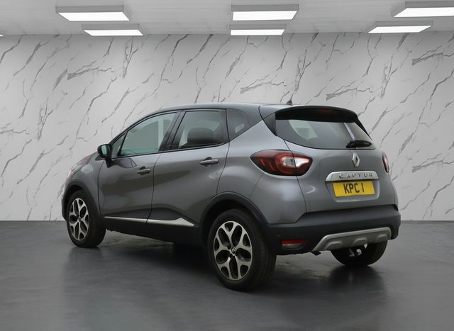 View our RENAULT CAPTUR