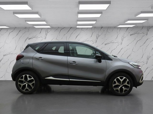 2018 RENAULT CAPTUR - Photo 6
