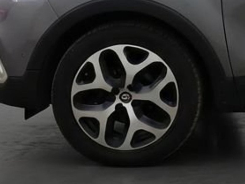 2018 Renault Captur in grey — photo 7 of 12
