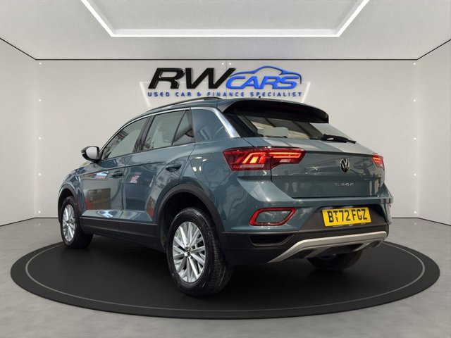 2023 Volkswagen T-Roc 1.5L Life 5dr - Photo 3