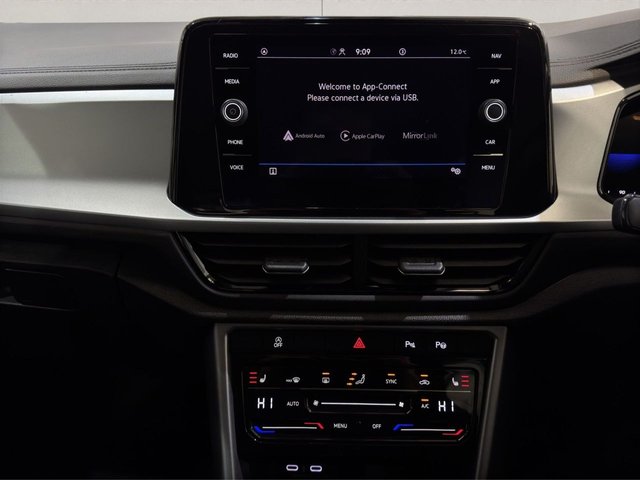 2023 Volkswagen T-Roc 1.5L Life 5dr - Photo 10