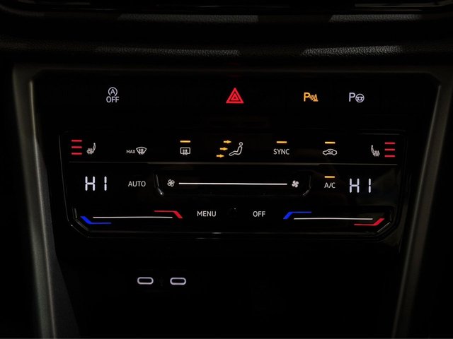 2023 Volkswagen T-Roc 1.5L Life 5dr - Photo 12