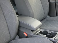 USED 2022 72 VOLKSWAGEN GOLF 1.5 TSI Life 5d 130 S/S 1 OWNER, FULL SERVICE HISTORY, SAT NAV, APP-CONNECT FOR WIRELESS APPLE CARPLAY / ANDROID AUTO, ACTIVE INFO DISPLAY VIRTUAL COCKPIT, WIRELESS PHONE CHARGER, DAB RADIO, BLUETOOTH, LANE ASSIST, FRONT ASSIST, ADAPTIVE CRUISE CONTROL & SPEED LIMITER, FRONT & REAR PARKING SENSORS WITH DISPLAY, LEATHER FLAT BOTTOM MULTIFUNCTION STEERING WHEEL, KEYLESS START, RAIN & LIGHT SENSORS, AUTO HOLD, 4x USB PORTS, CLIMATE CONTROL, ILLUMINATING VANITY MIRRORS, DIGITAL SPEEDO, MANAUL 6 SPEED