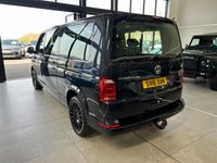 USED 2016 16 VOLKSWAGEN TRANSPORTER SHUTTLE 2.0 TDI BlueMotion Tech SE Minibus Double Cab 5dr Diesel Manual FWD LWB Euro 6 (s/s) (150 ps) 