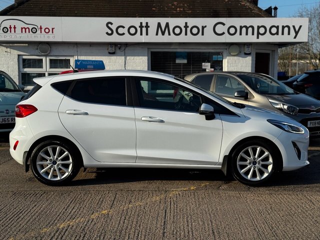 2018 FORD FIESTA - Photo 10