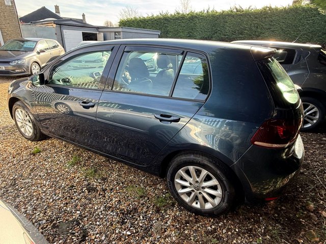 2012 VOLKSWAGEN GOLF 1.6 TDI S Hatchback 5dr Diesel Manual Euro 5 (105 ps) - Photo 2