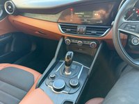 USED 2019 69 ALFA ROMEO GIULIA 2.0T Super Saloon 4dr Petrol Auto Euro 6 (s/s) Sat Nav, Cruise, Low Miles