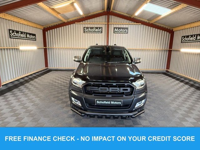 2018 Ford Ranger 3.2L Limited 1 4dr - Photo 3