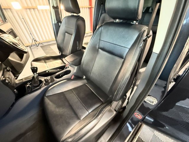 2018 Ford Ranger 3.2L Limited 1 4dr - Photo 7