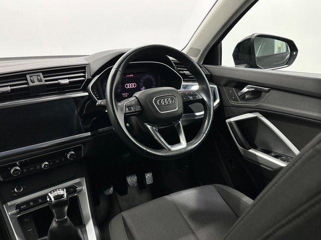 2021 Audi Q3 - Photo 12
