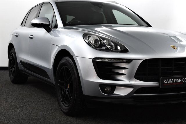 USED 2016 16 PORSCHE MACAN 2.0T SUV 5dr Petrol PDK 4WD Euro 6 (s/s) (252 ps) &pound;8k Extras | F/S/H | Pan Roof