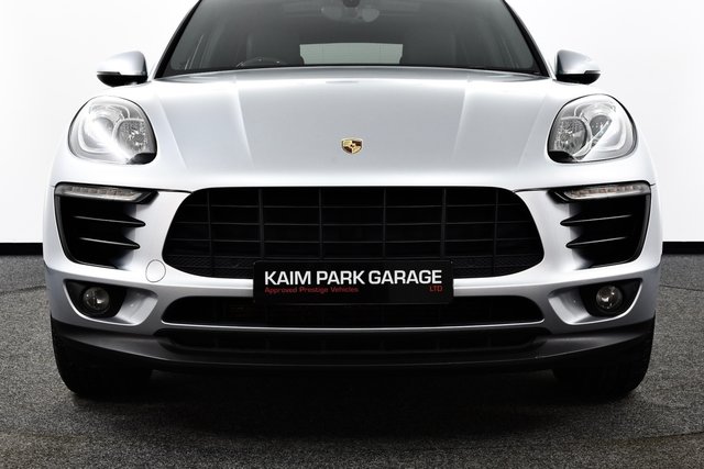USED 2016 16 PORSCHE MACAN 2.0T SUV 5dr Petrol PDK 4WD Euro 6 (s/s) (252 ps) &pound;8k Extras | F/S/H | Pan Roof