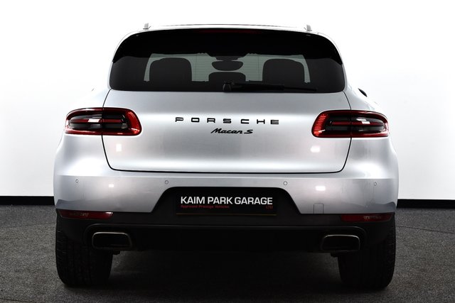 USED 2016 16 PORSCHE MACAN 2.0T SUV 5dr Petrol PDK 4WD Euro 6 (s/s) (252 ps) &pound;8k Extras | F/S/H | Pan Roof
