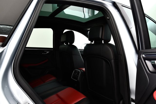 USED 2016 16 PORSCHE MACAN 2.0T SUV 5dr Petrol PDK 4WD Euro 6 (s/s) (252 ps) &pound;8k Extras | F/S/H | Pan Roof