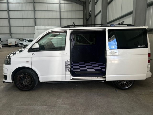 2011 VOLKSWAGEN TRANSPORTER - Photo 9