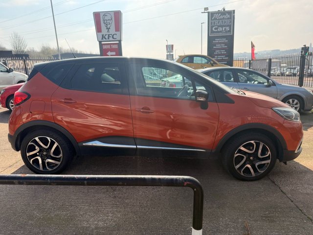 2015 RENAULT CAPTUR - Photo 8