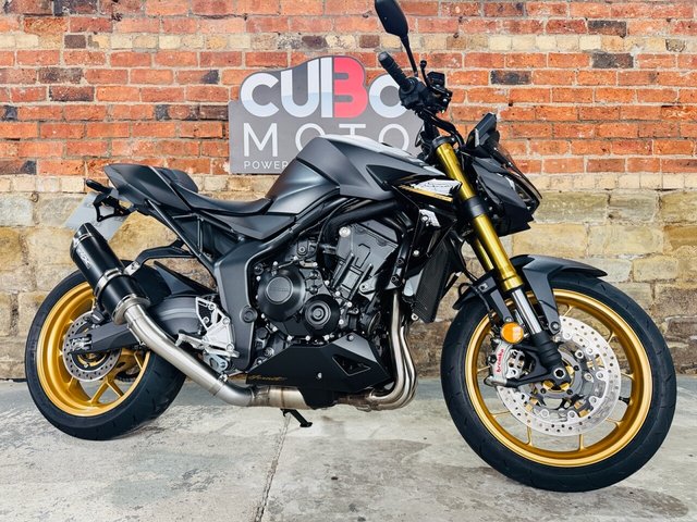 2025 cb1000 hornet sp pipewerx exhaust + extras £9,490 £159.74 p/m*. the cb1000 hornet sp claimed both best naked and the... photo