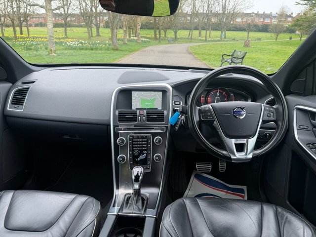 2016 VOLVO XC60 - Photo 5