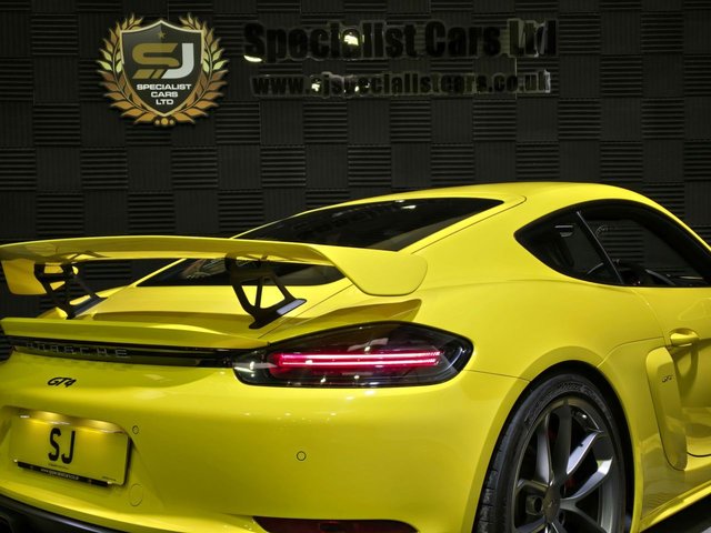 2020 PORSCHE 718 CAYMAN - Photo 11