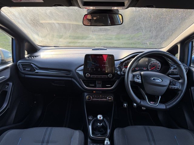 2020 FORD FIESTA - Photo 9