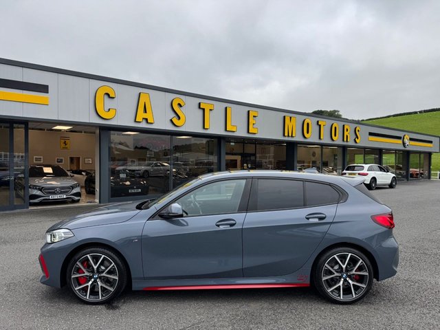 2022 BMW 1 Series 2L null 5dr - Photo 4