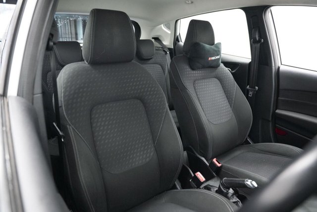 2019 FORD FIESTA 1.1 Ti-VCT Zetec Euro 6 (s/s) 5dr - Photo 11