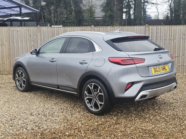 2021 KIA XCEED - Photo 3