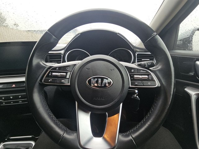 2021 KIA XCEED - Photo 12