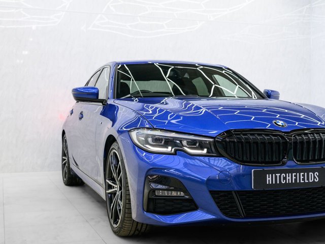 2019 BMW 3 SERIES - Photo 2